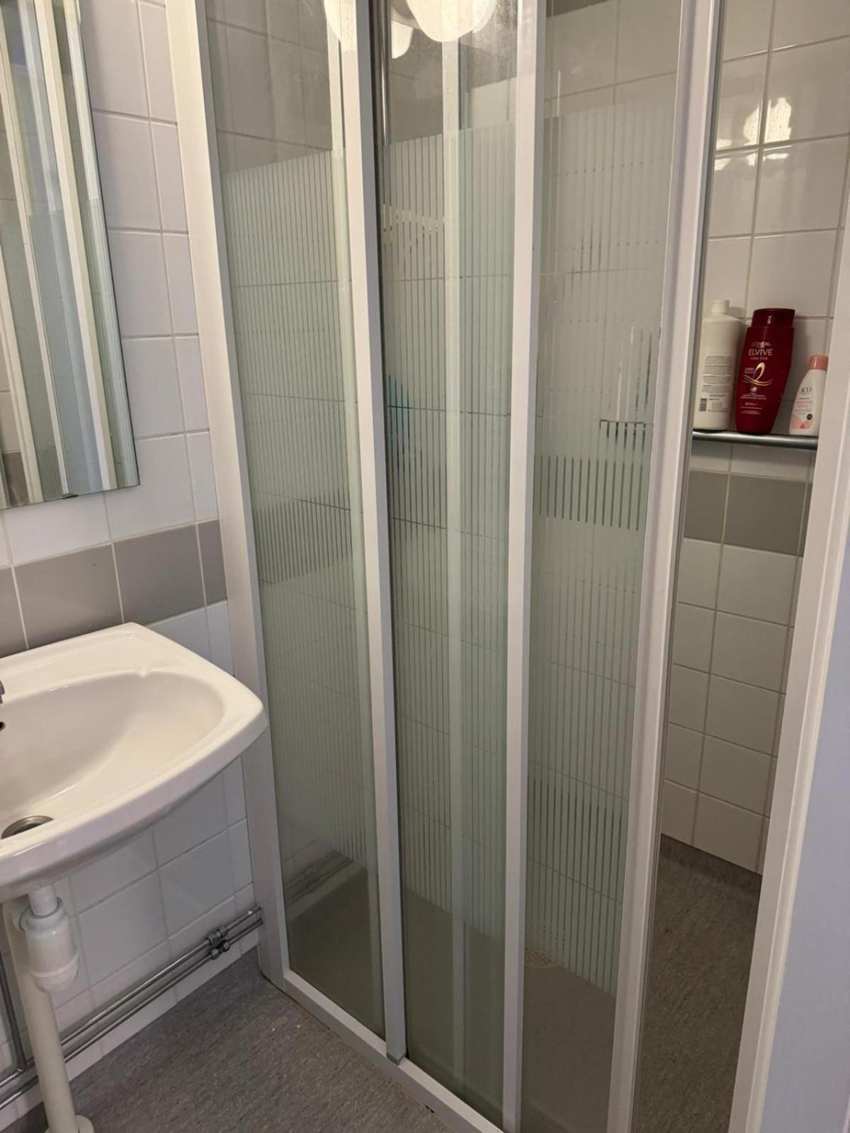 Accommodatie bij particulieren 2 Sovrum I En Del Av Laegenheten